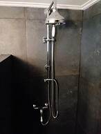 Magnificent Apartment Under the Acropolis