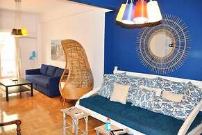 Magnificent Apartment Under the Acropolis