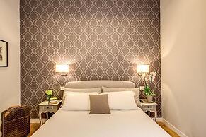 magenta collection navona