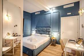 MAGENTA COLLECTION CAPRANICA