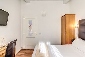 Magenta Collection Cancello