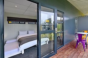 SleepOver Phabeni Gate