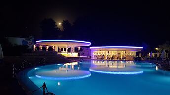 O Paradise Beach Resort & Spa