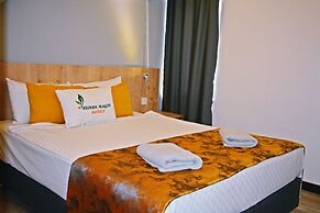 Clover Magic Park Side Otel