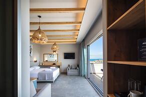 Skipper Beachfront Suites