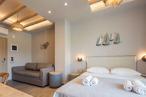 Skipper Beachfront Suites