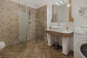 Aria Prestige Boutique