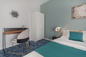 Aria Prestige Boutique