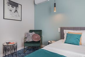 Aria Prestige Boutique