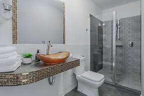 Aria Prestige Boutique