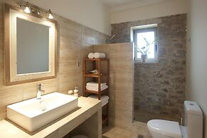 Two Bedroom Garden Villa - Iviskos