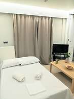 Luxurious Minimal Apartment in Acropolis