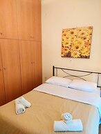 Cozy Apartment in Acropolis With Roof Garden