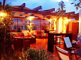 Cozy Apartment in Acropolis With Roof Garden
