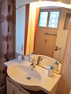 Cozy Apartment in Acropolis With Roof Garden