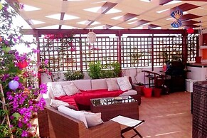 Cozy Apartment in Acropolis With Roof Garden