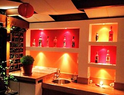 Cozy Apartment in Acropolis With Roof Garden