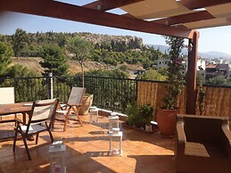 Cozy Apartment in Acropolis With Roof Garden