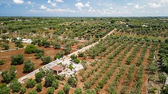 Trullo Solleone con Piscine by Wonderful Italy