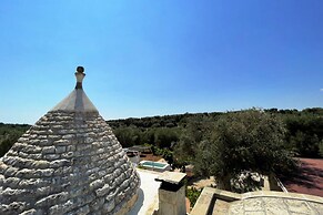 Trullo Solleone con Piscine by Wonderful Italy