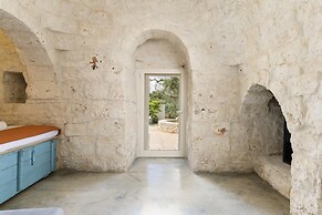 Trullo Solleone con Piscine by Wonderful Italy