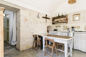 Trullo Solleone con Piscine by Wonderful Italy