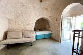 Trullo Solleone con Piscine by Wonderful Italy