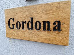 Gordona