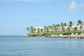 Waterfront Luxury Villa With Sunset Views And Boat Slip 3 Bedroom Town