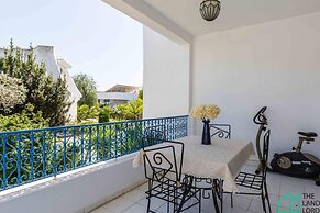 Safran II Apt de Charme Avec Terrasse la Marsa
