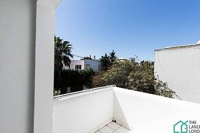 Safran II Apt de Charme Avec Terrasse la Marsa