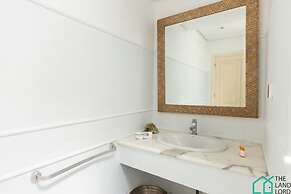 Safran II Apt de Charme Avec Terrasse la Marsa