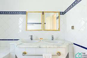 Safran II Apt de Charme Avec Terrasse la Marsa