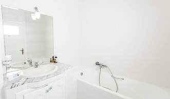 Le Parfait II Bord de mer Central et Luxueux