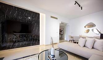 Le Parfait II Bord de mer Central et Luxueux