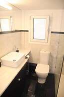 Lovely Apartment Under the Acropolis