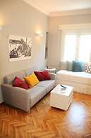 Lovely Apartment Under the Acropolis