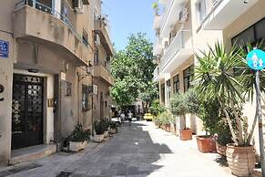 Lovely Apartment Under the Acropolis