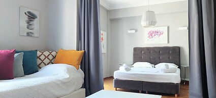 Lovely Apartment Under the Acropolis