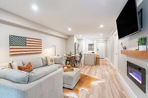 Perfect Location! King Bed, Full Kitchen, Walk To Gondola 2 Bedroom Co