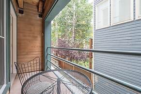 Perfect Location! King Bed, Full Kitchen, Walk To Gondola 2 Bedroom Co
