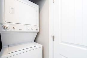 Perfect Location! King Bed, Full Kitchen, Walk To Gondola 2 Bedroom Co