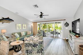 Waterfront Luxury Home With Pool And Boat Dock 3 Bedroom Home by RedAw