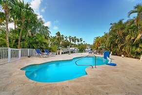 Waterfront Luxury Home With Pool And Boat Dock 3 Bedroom Home by RedAw