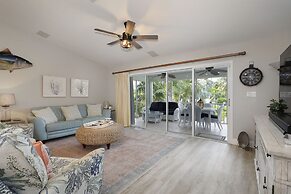 Waterfront Luxury Home With Pool And Boat Dock 3 Bedroom Home by RedAw