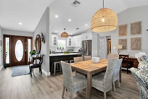 Waterfront Luxury Home With Pool And Boat Dock 3 Bedroom Home by RedAw