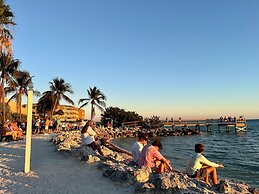 Waterfront Luxury Home With Pool And Boat Dock 3 Bedroom Home by RedAw