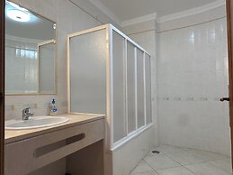 Oceanview Bliss in Albufeira Retreat Over Oldtown