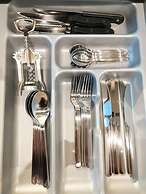 Luxurious Apartment in Acropolis