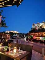 Luxurious Apartment in Acropolis